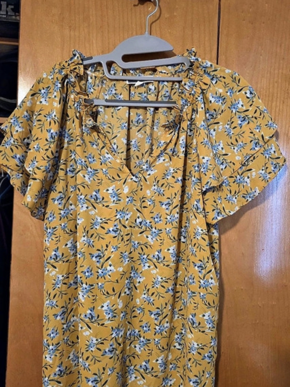 Pleione Floral Blouse in Yellow & Blue Size Medium